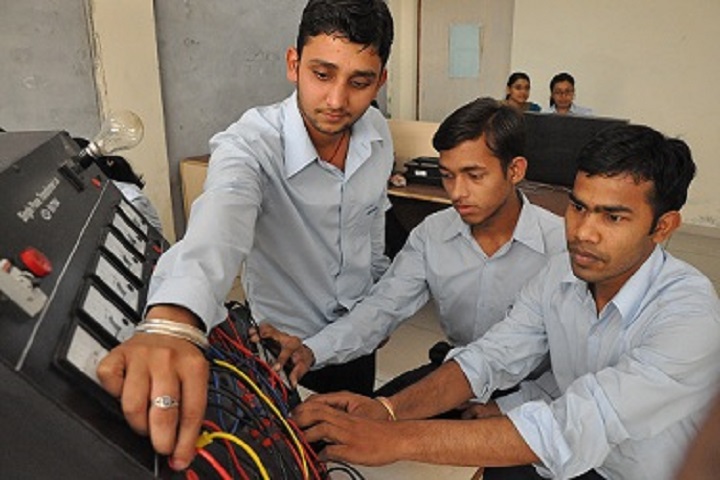 https://cache.careers360.mobi/media/colleges/social-media/media-gallery/7694/2018/9/14/Electrical lab of Aryabhatta College of Engineering and Technology Barnala_Labratory.jpg